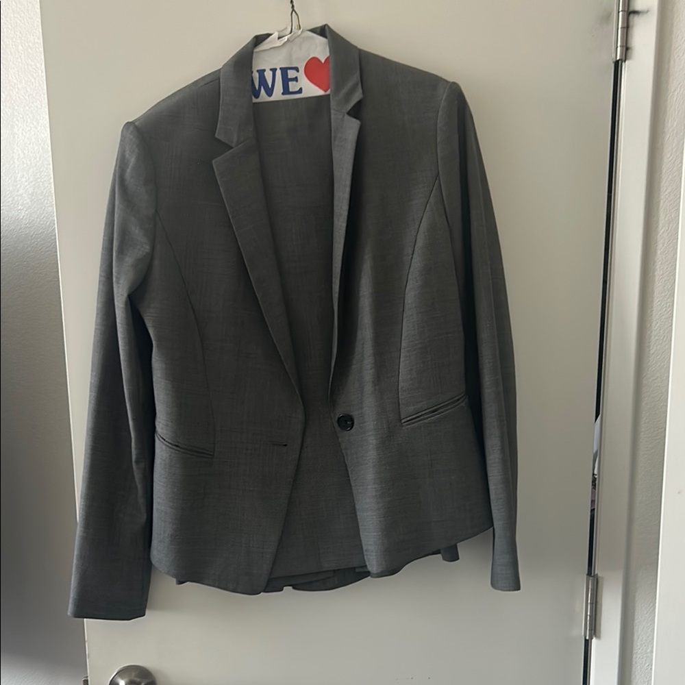 Classic Gray Woman 2 piece suit  Blazer